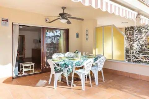 Sea Front Apart. 2 Pools / 1ª Linea. 2 Piscinas Apartment Segur de Calafell Exterior photo